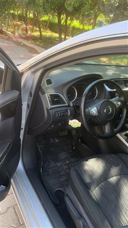 نيسان سنترا